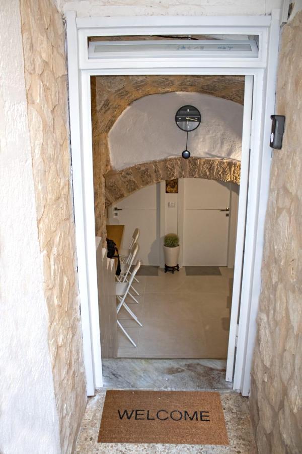 B&B Terragine Bari Bagian luar foto