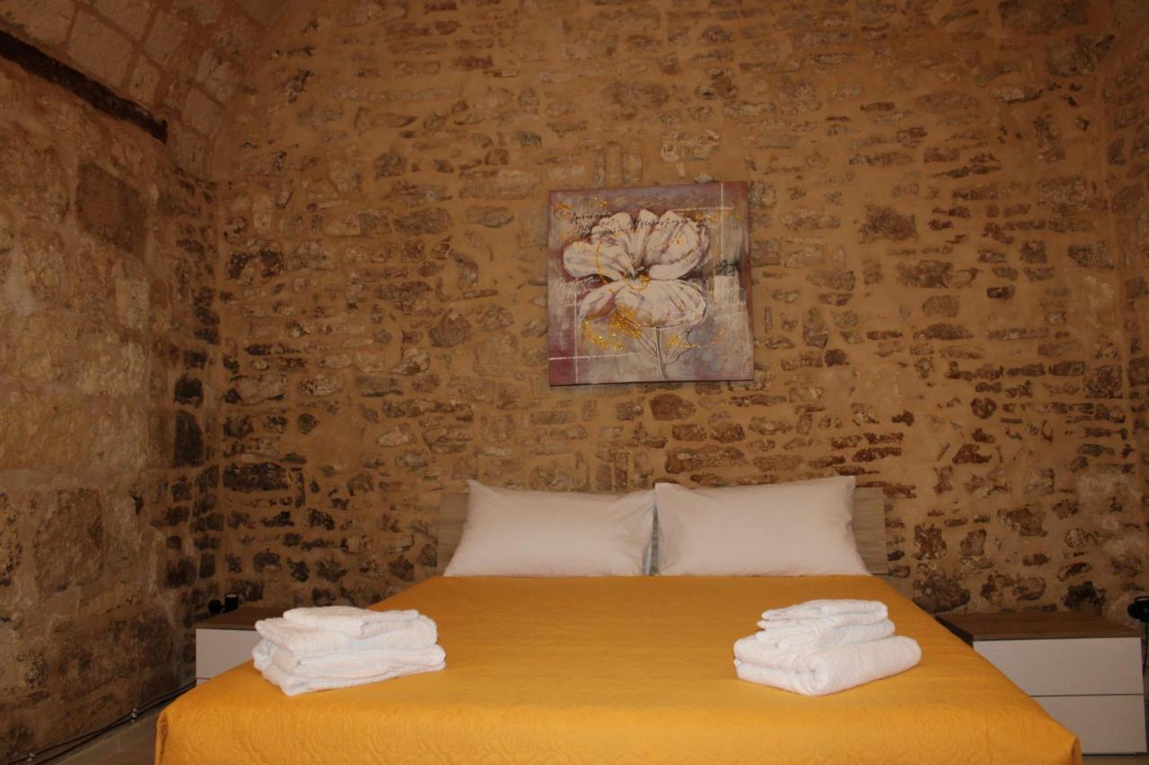 B&B Terragine Bari Bagian luar foto