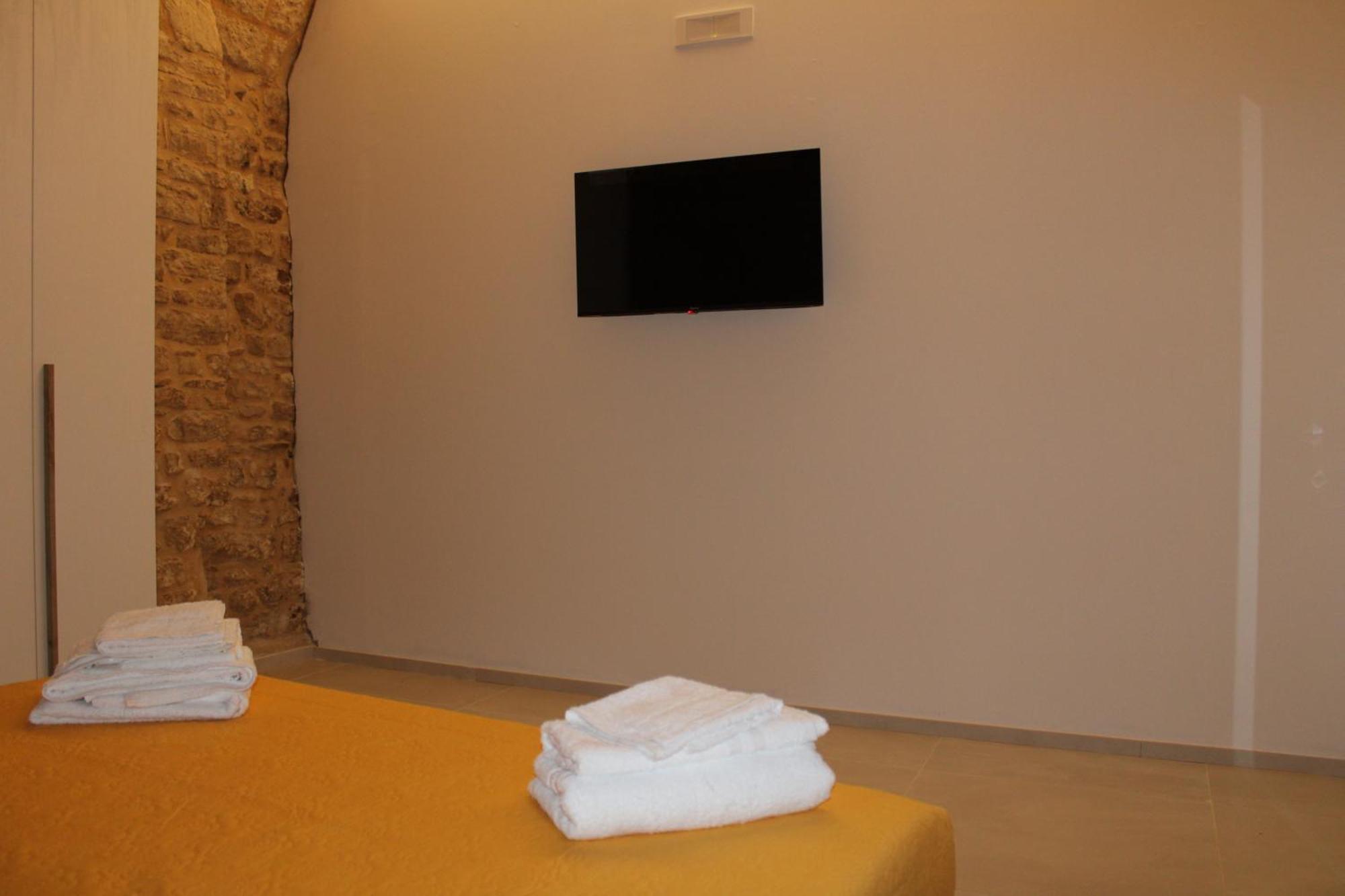 B&B Terragine Bari Bagian luar foto